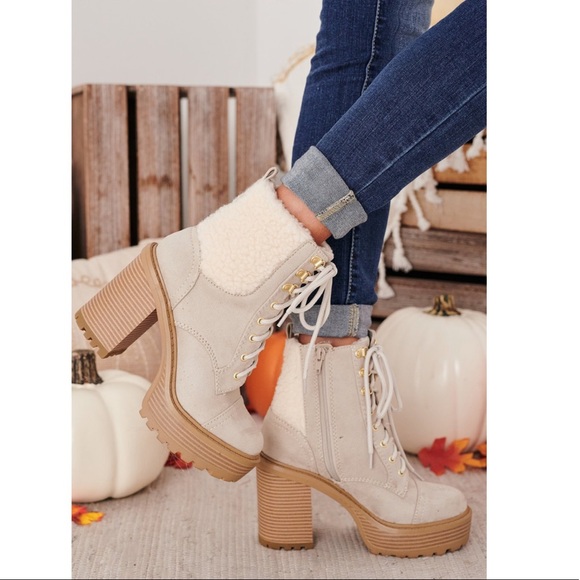 Fabutiq Shoes - Natural fleece lined laced up bootie
